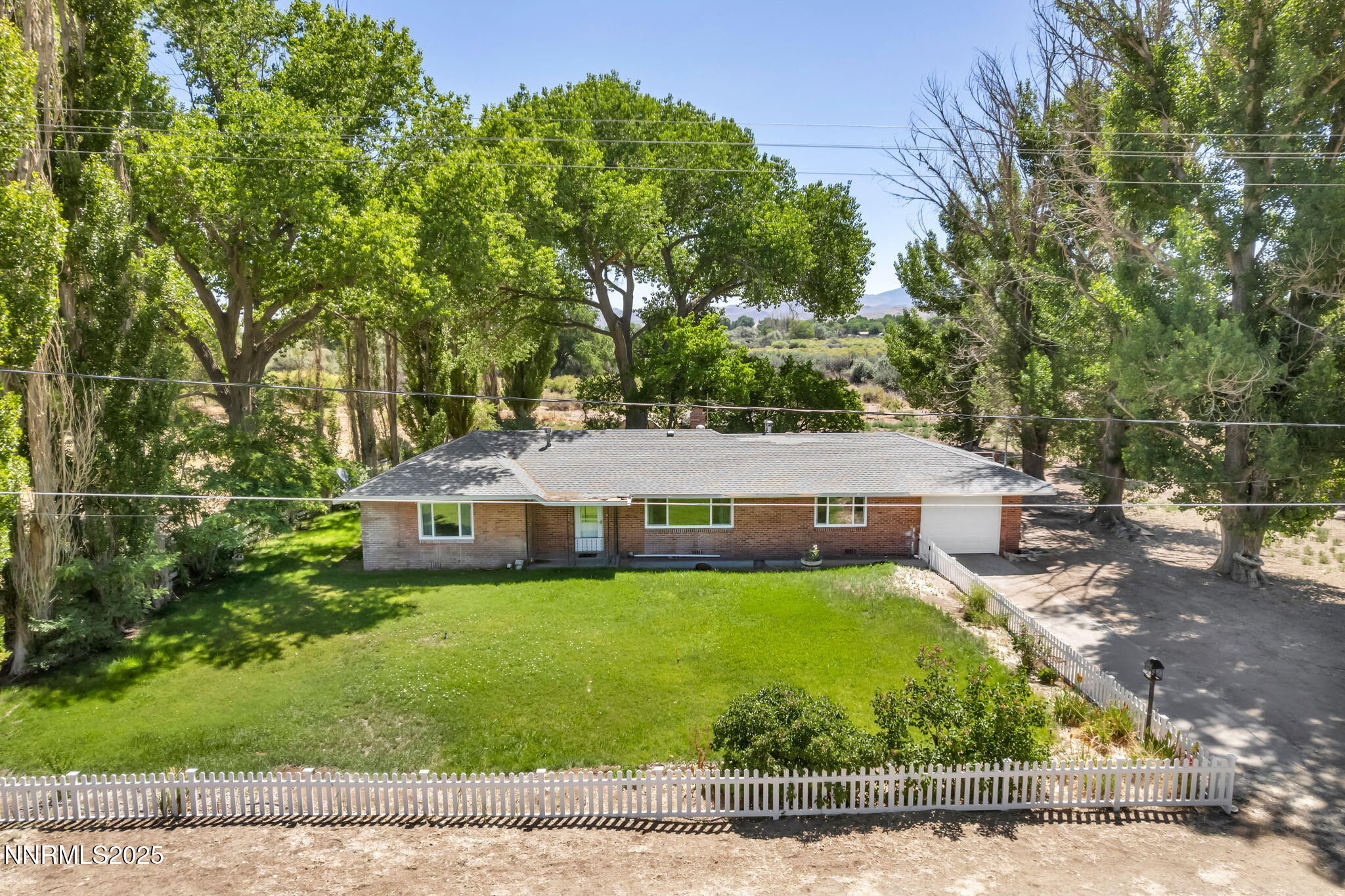 6 Green Acres Lane