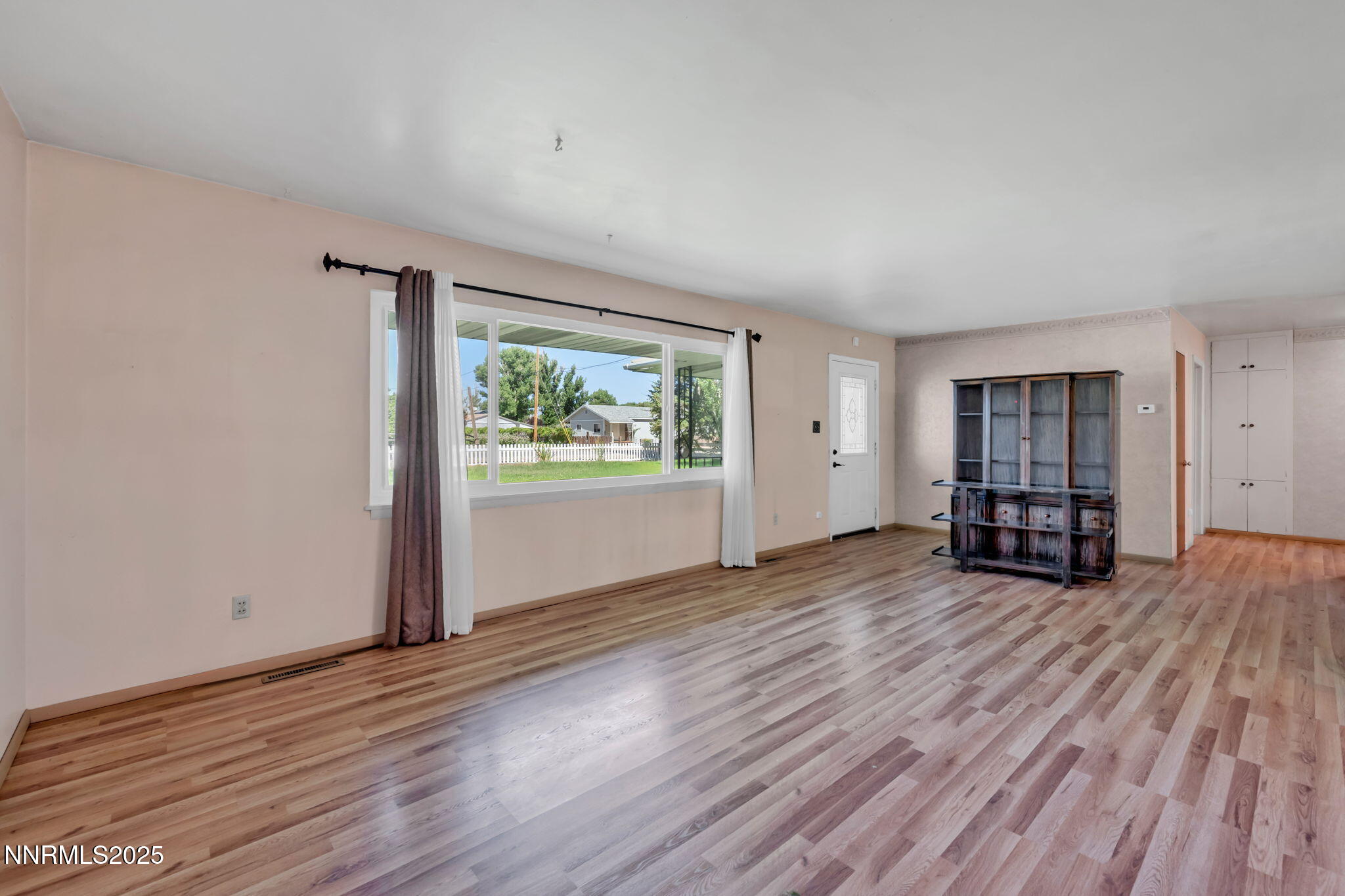 6 Green Acres Lane