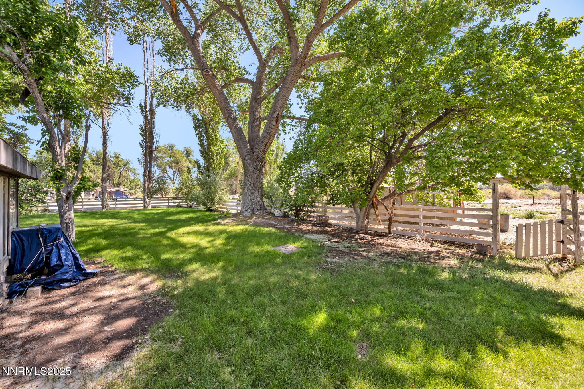 6 Green Acres Lane