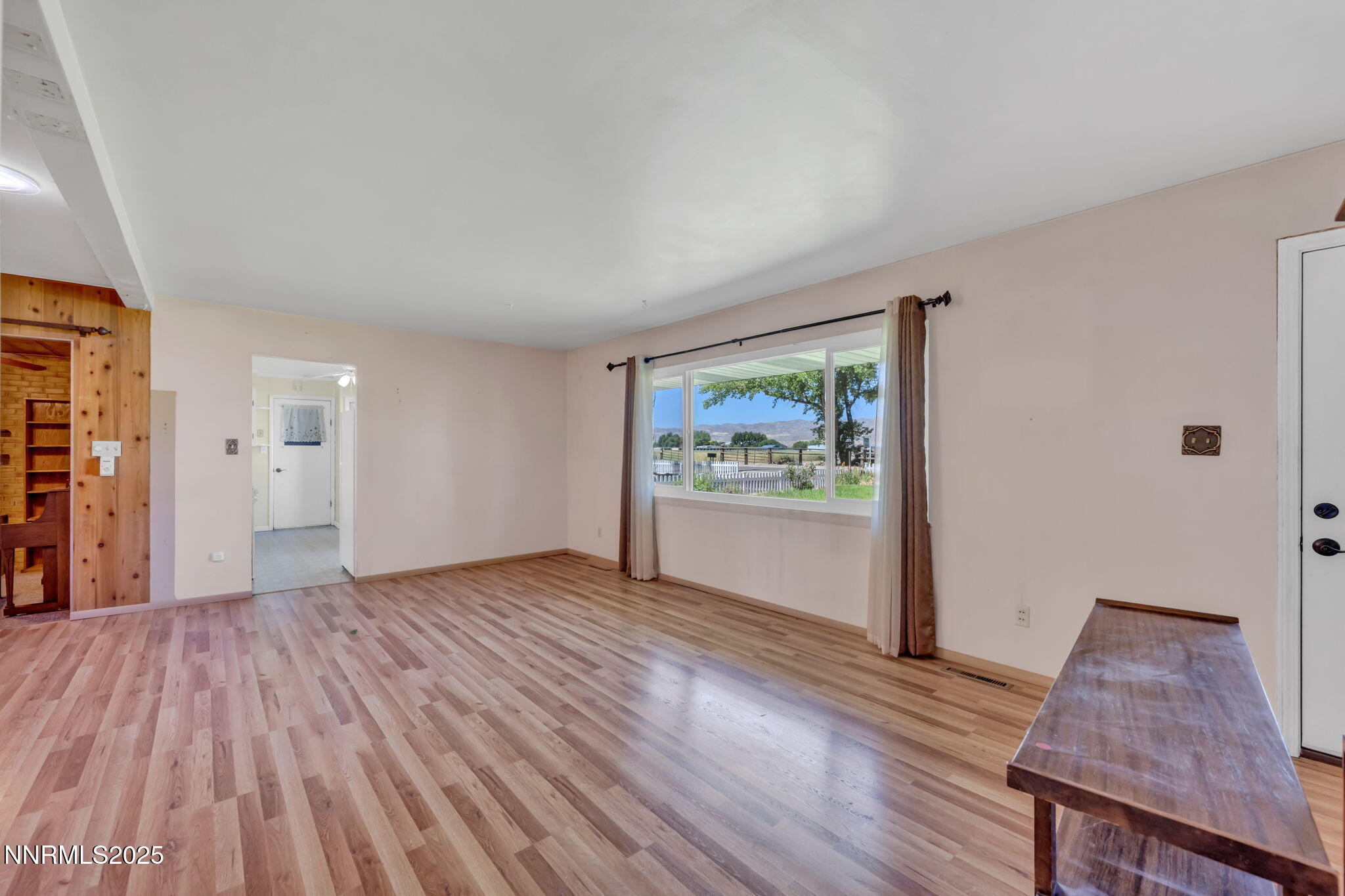 6 Green Acres Lane