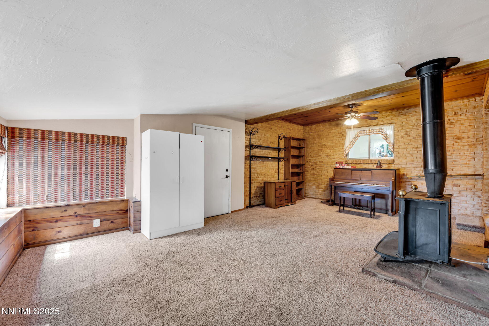 6 Green Acres Lane