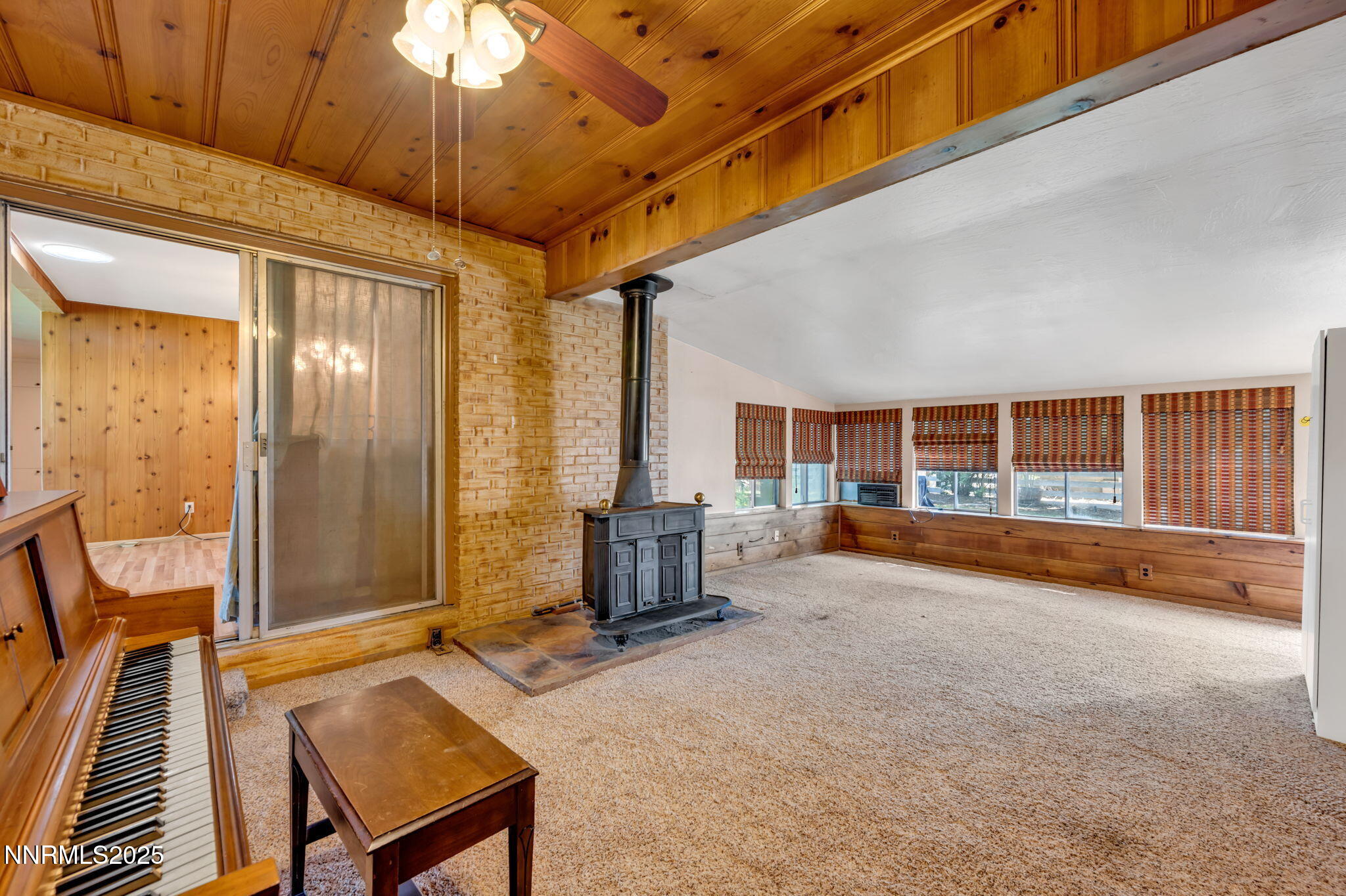 6 Green Acres Lane