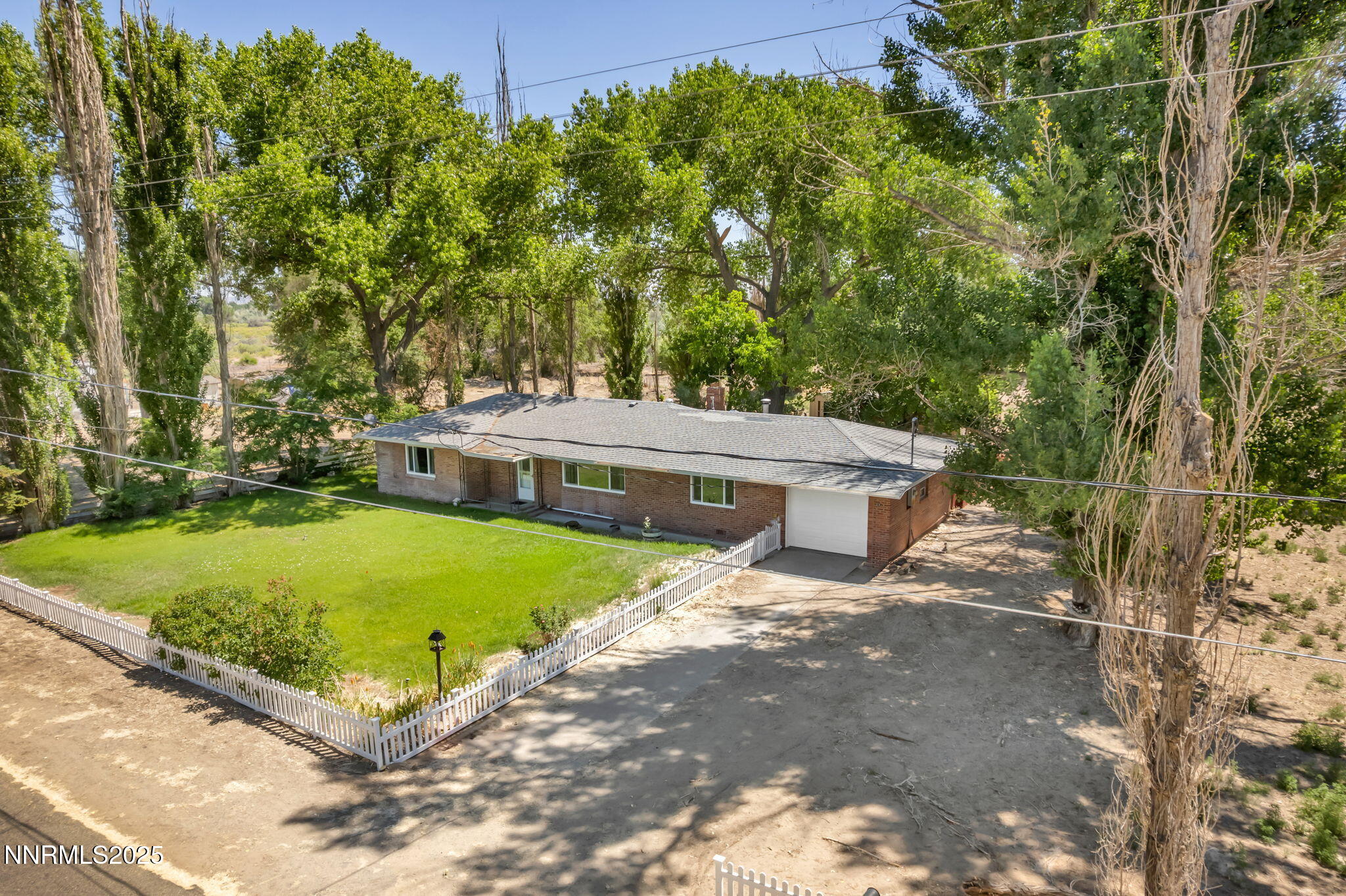 6 Green Acres Lane