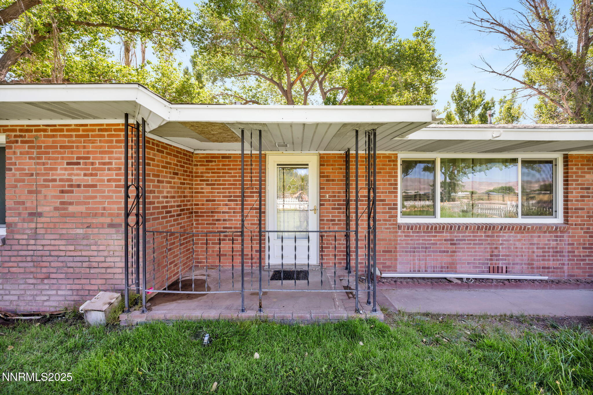 6 Green Acres Lane