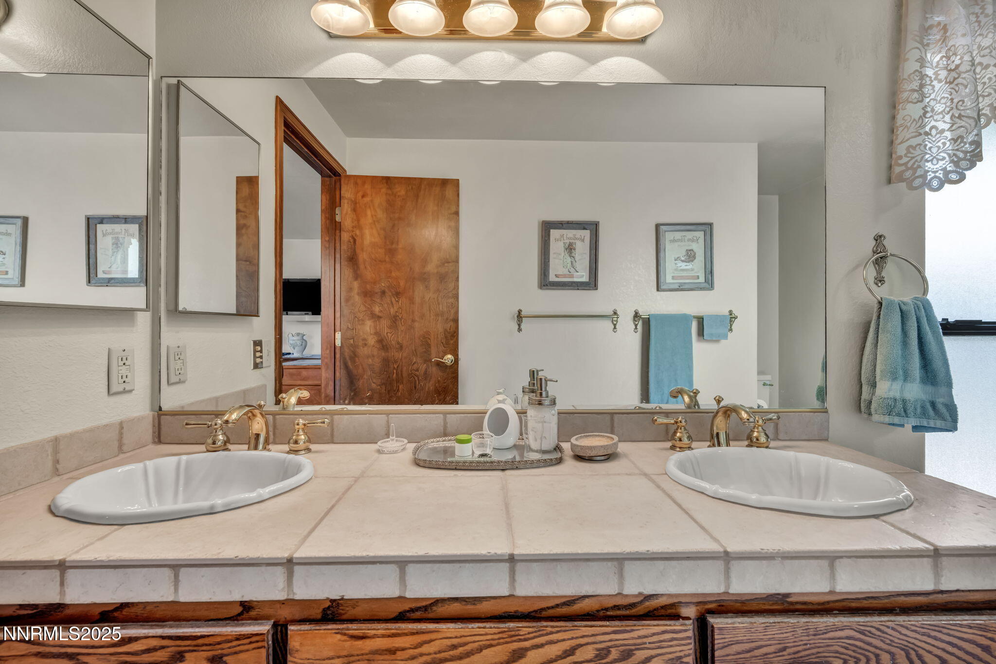 1101 Chaparral Drive