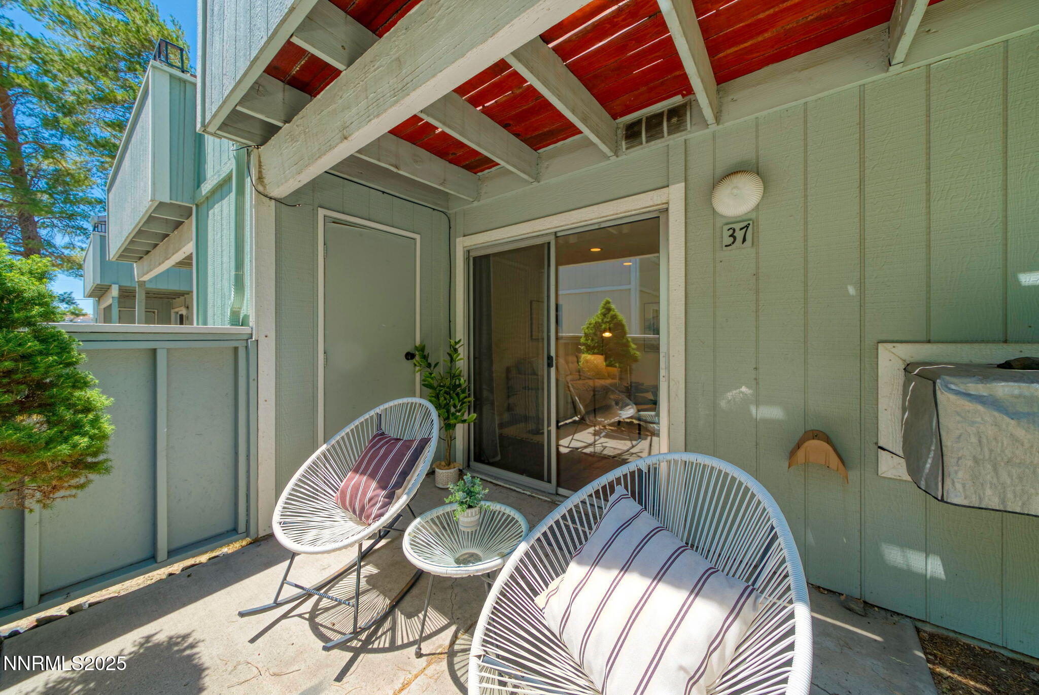 400 S Saliman Road, E37