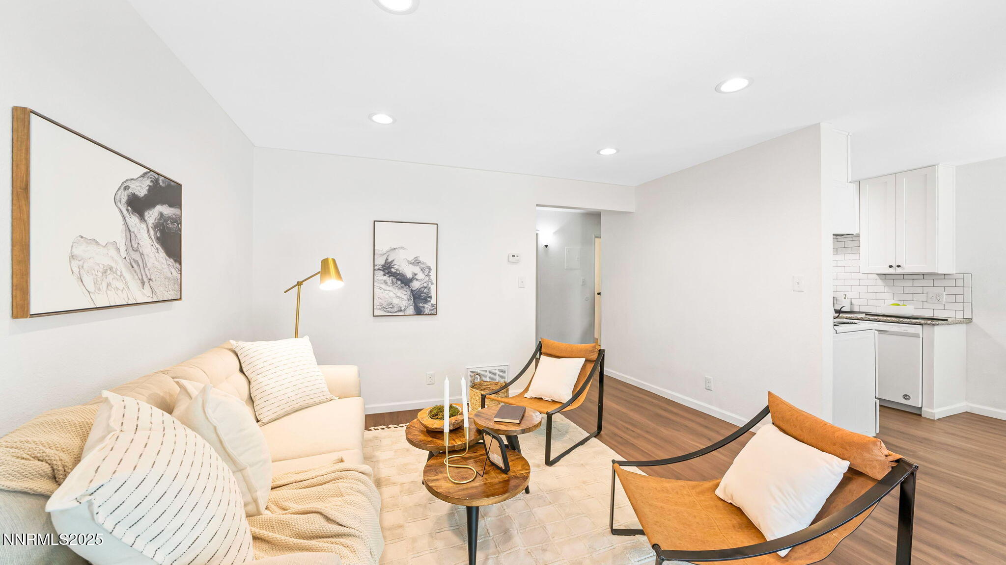 400 S Saliman Road, E37