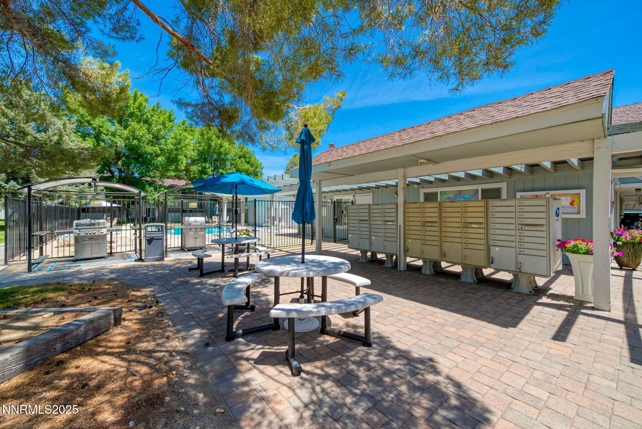 400 S Saliman Road, E37