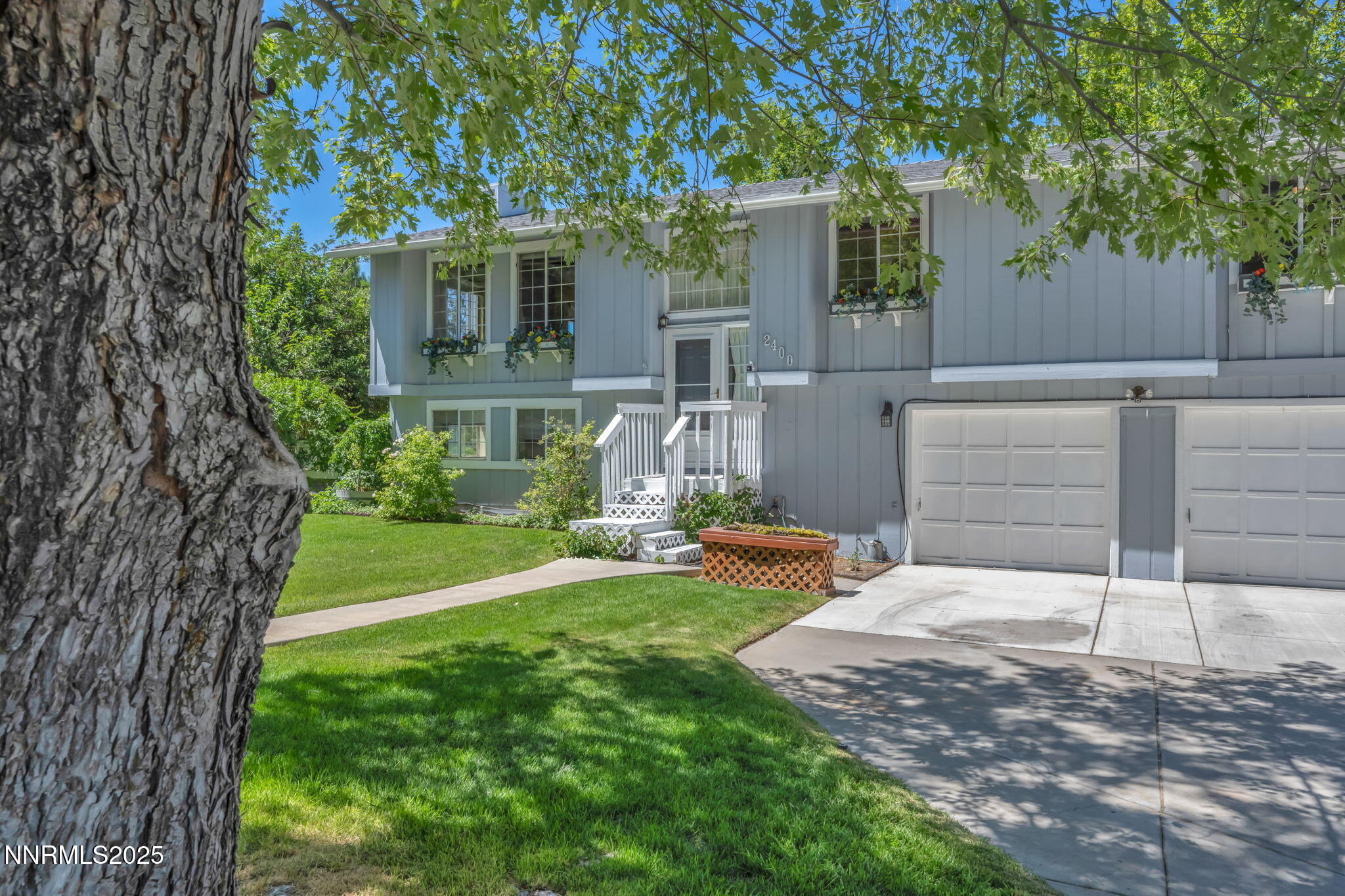 2400 S Lompa Lane