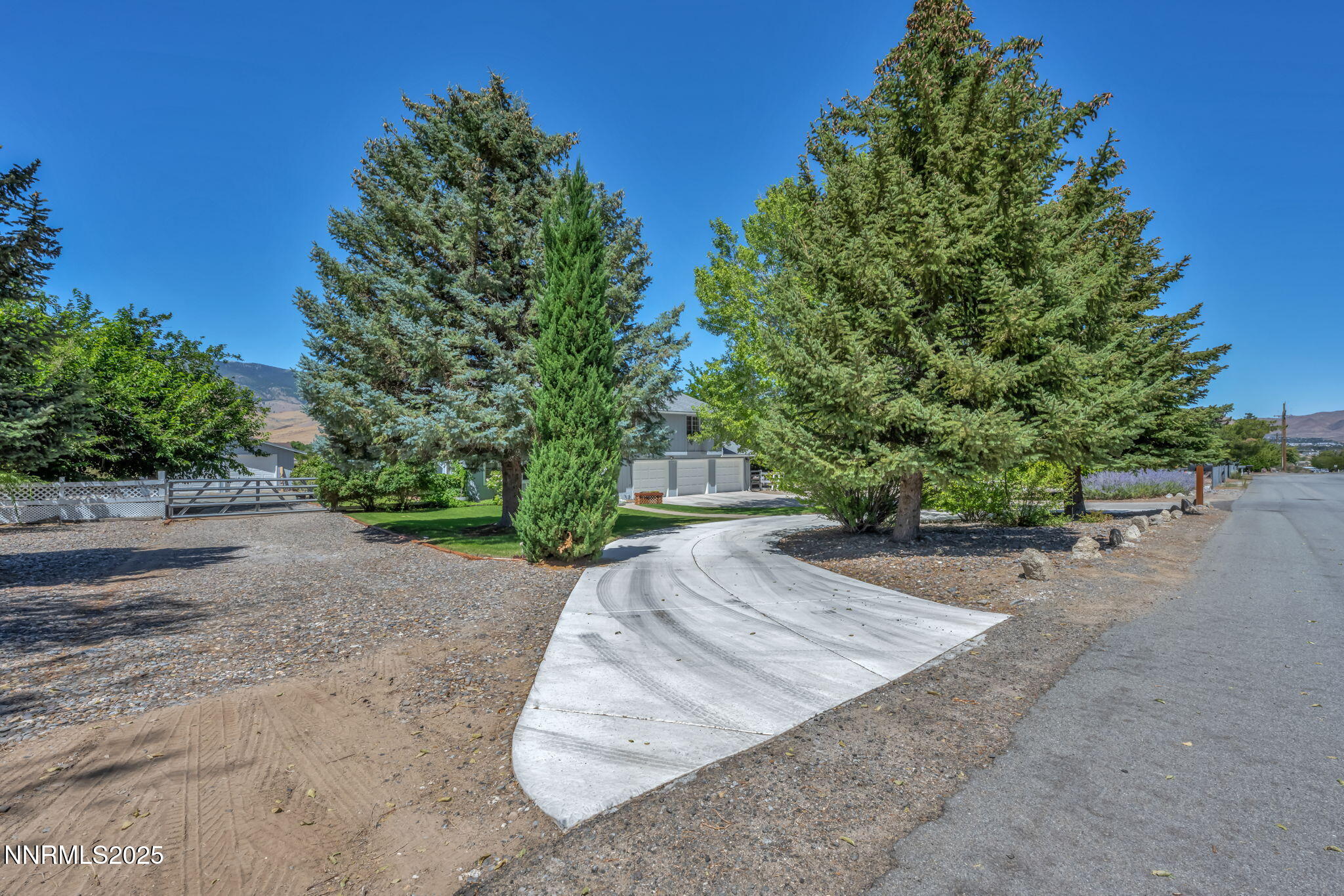 2400 S Lompa Lane