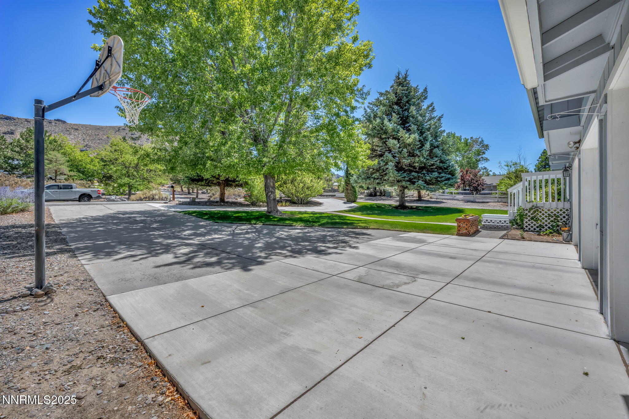 2400 S Lompa Lane