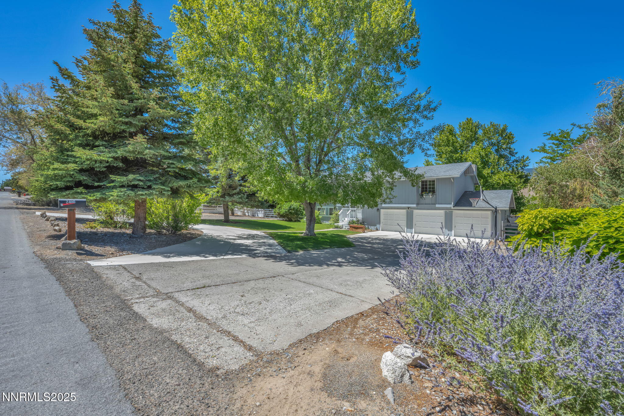 2400 S Lompa Lane