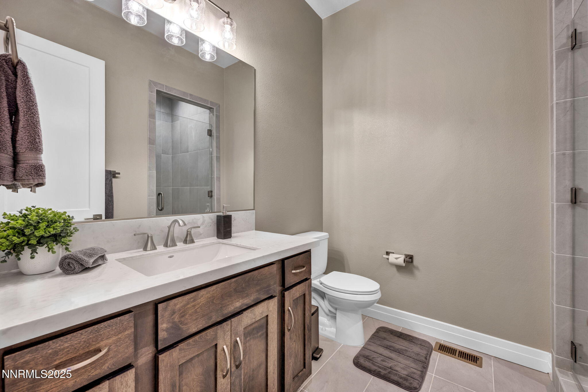 3270 Red Leaf Court