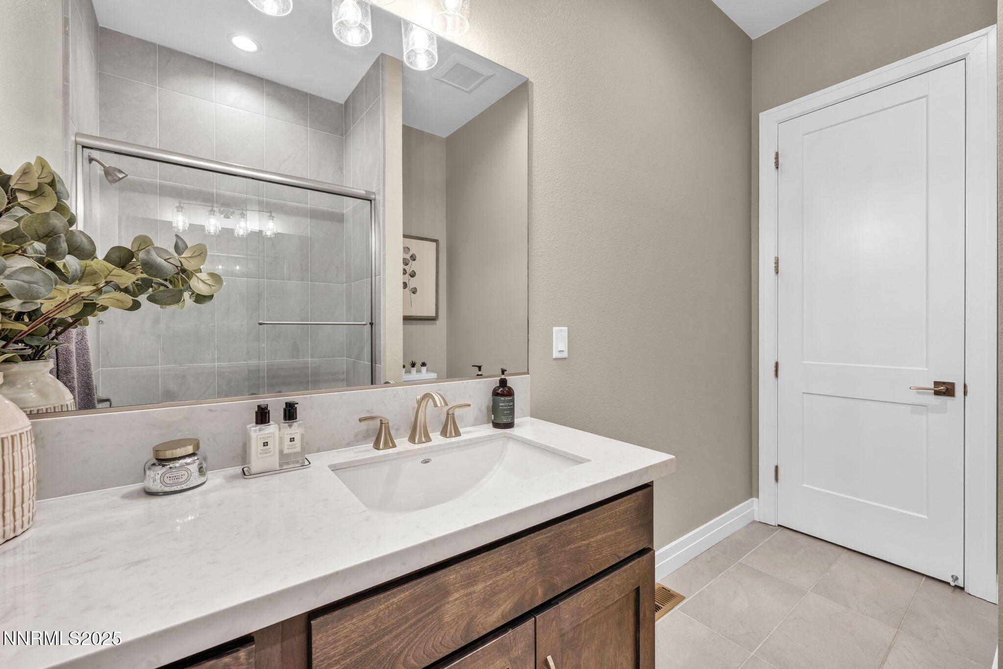 3270 Red Leaf Court