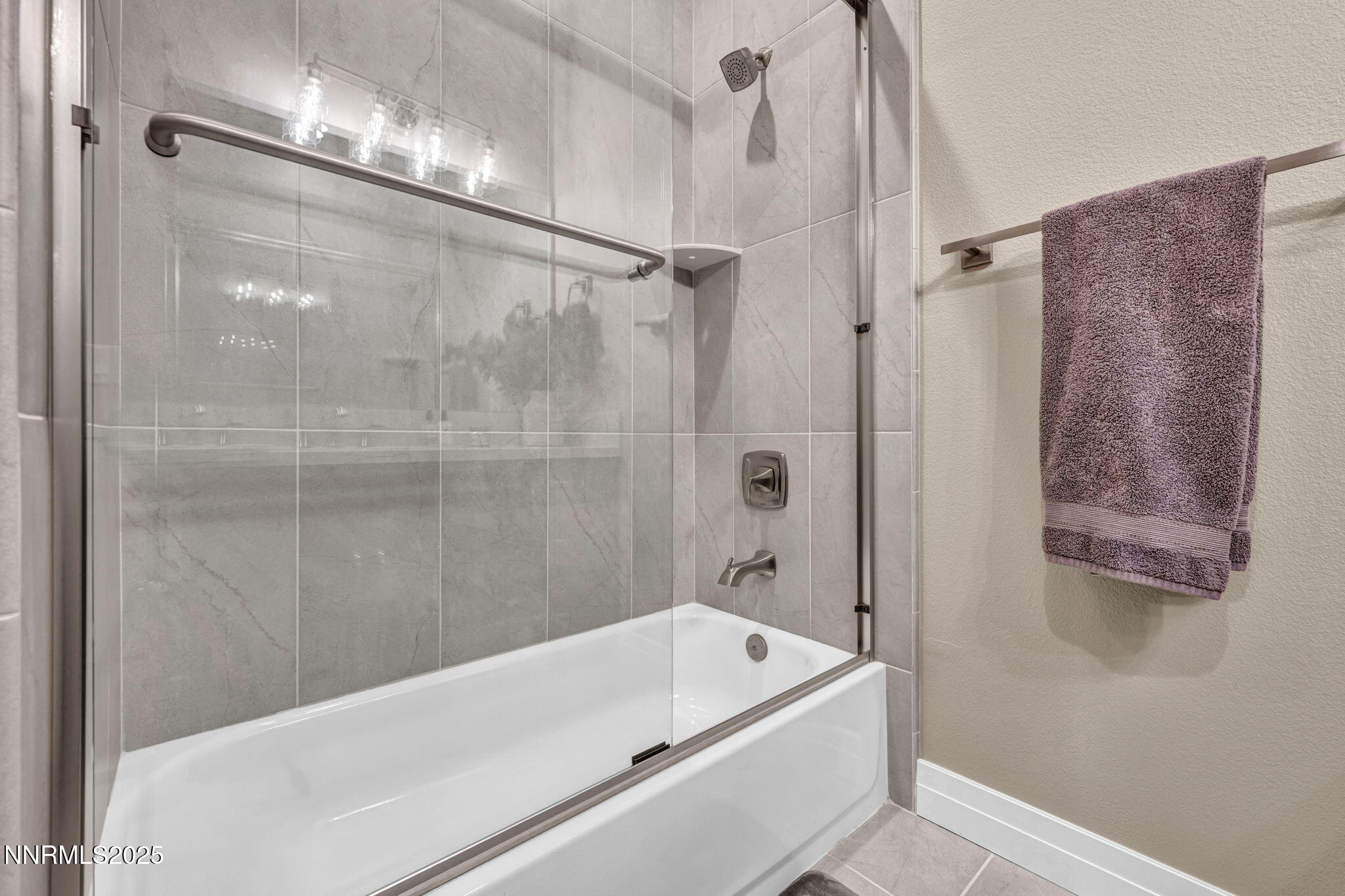 3270 Red Leaf Court