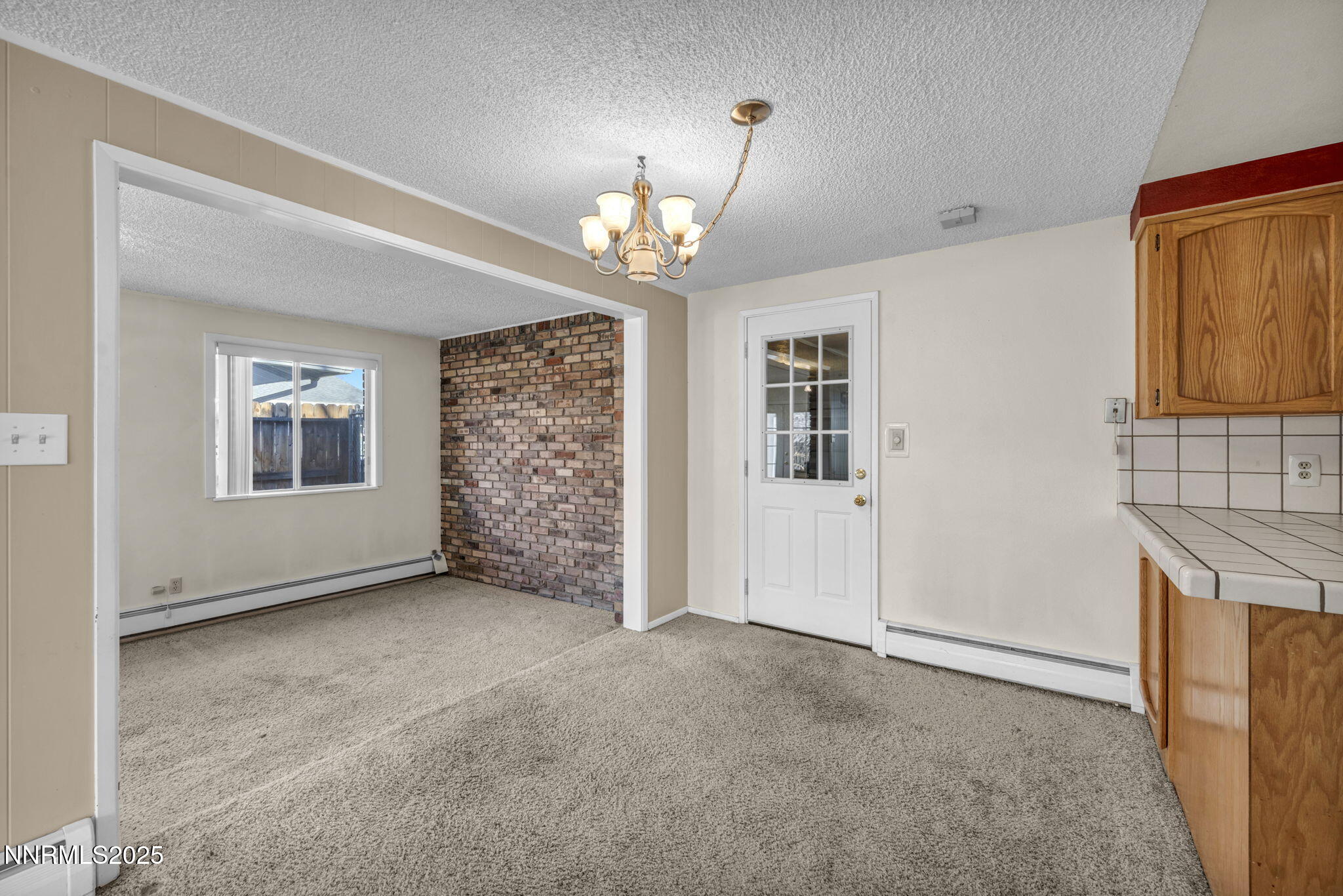 1832 Pyrenees Street
