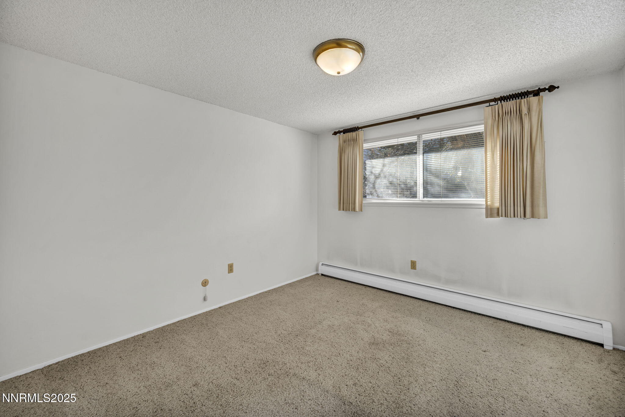 1832 Pyrenees Street
