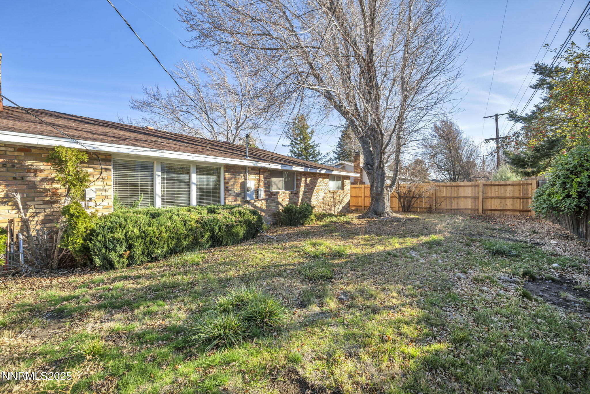 1832 Pyrenees Street