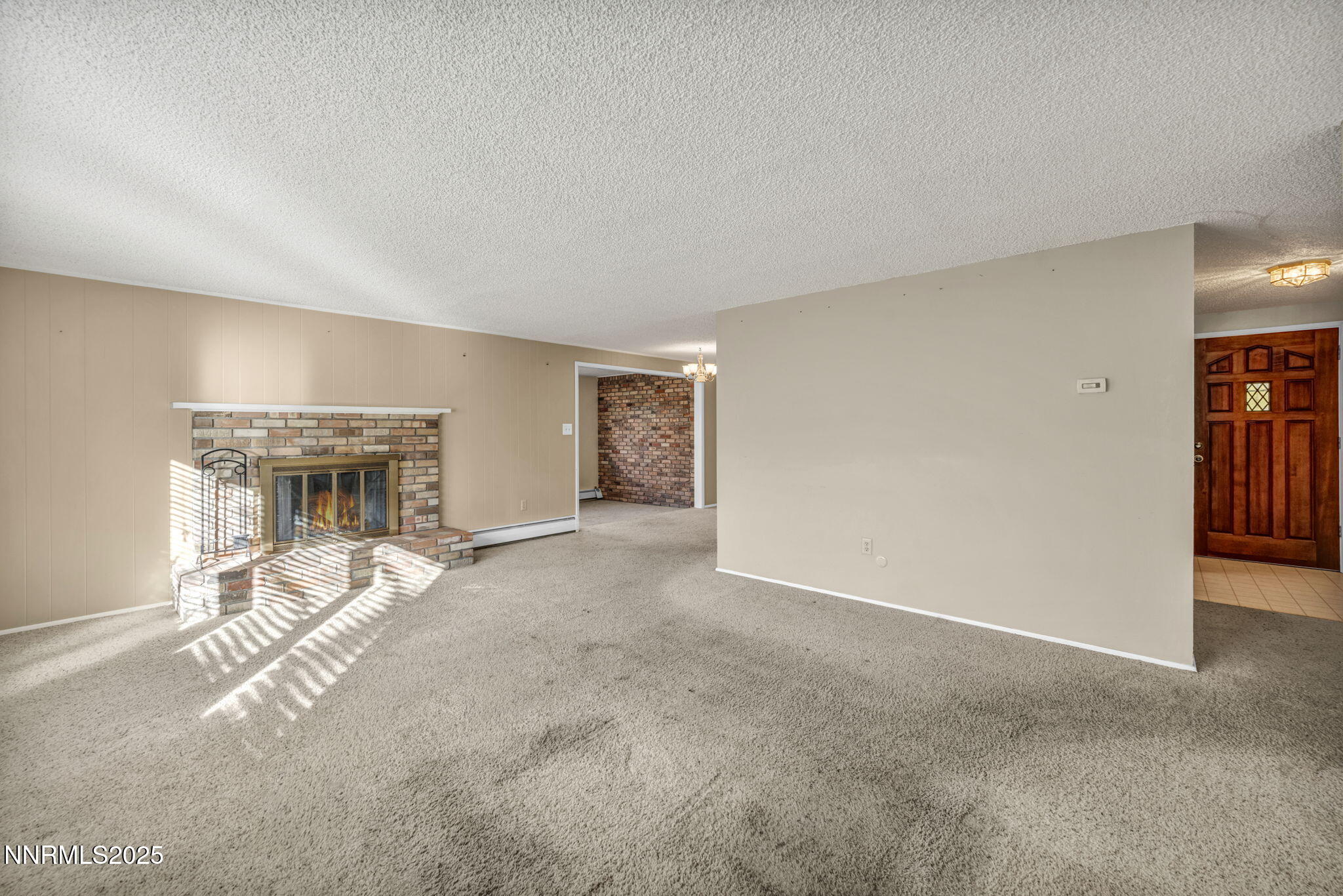 1832 Pyrenees Street