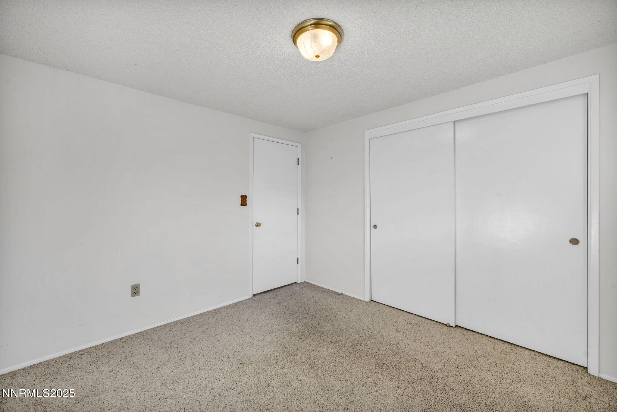1832 Pyrenees Street