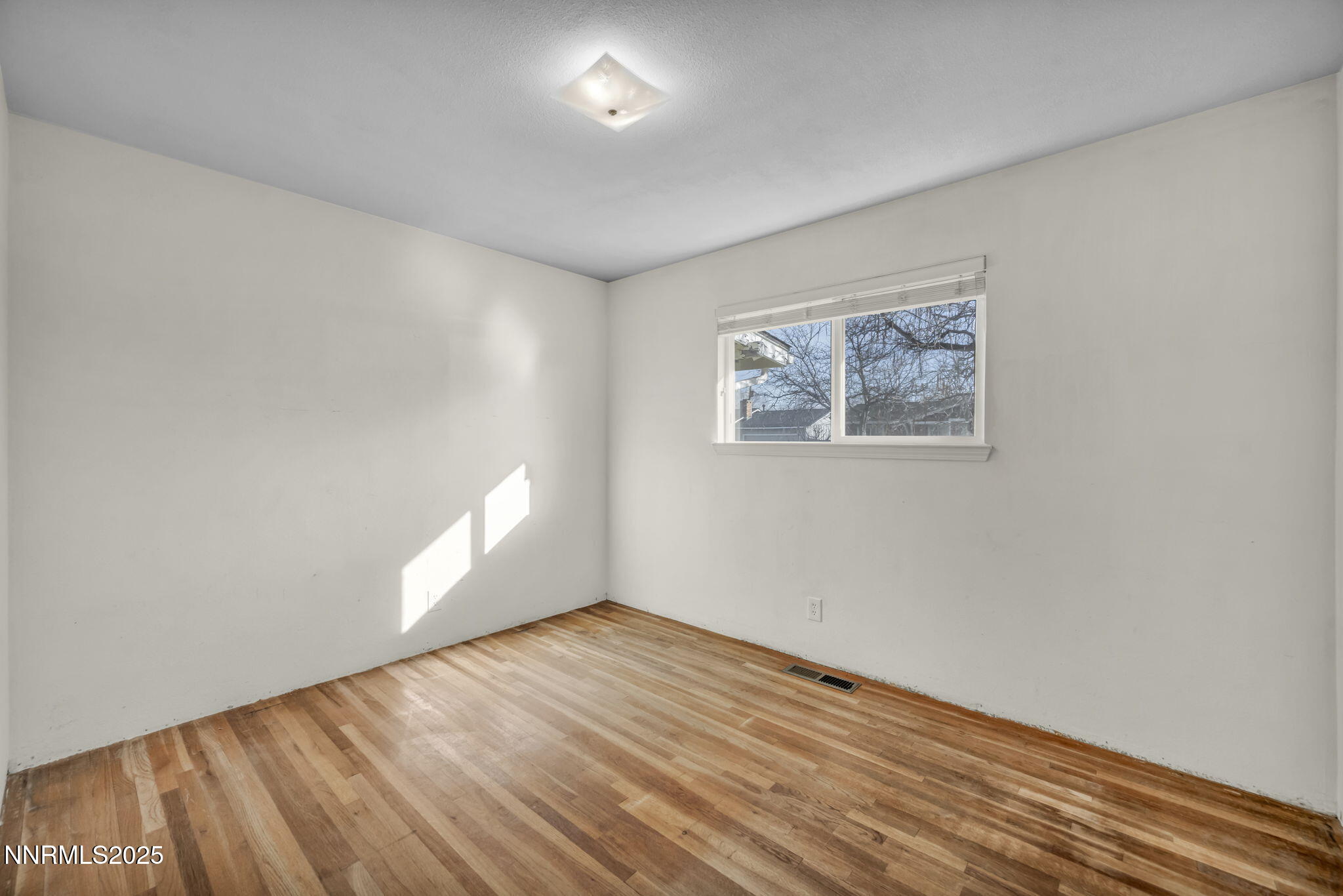 2404 Glenn Drive
