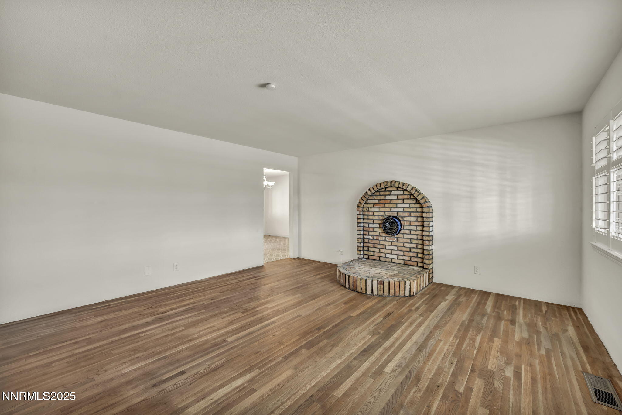 2404 Glenn Drive