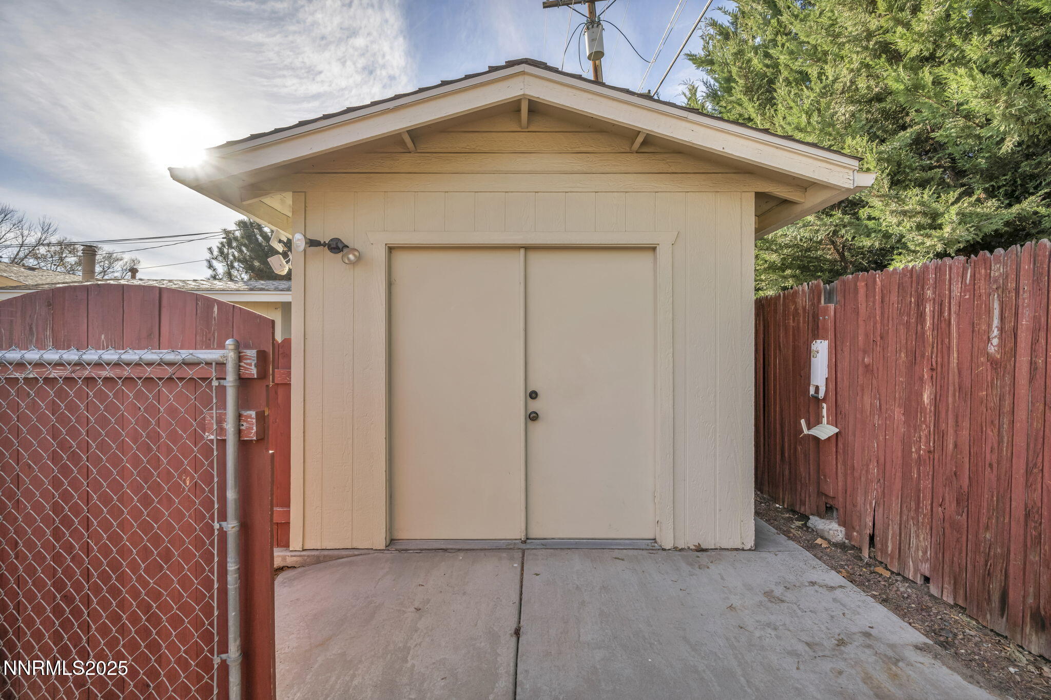 2404 Glenn Drive