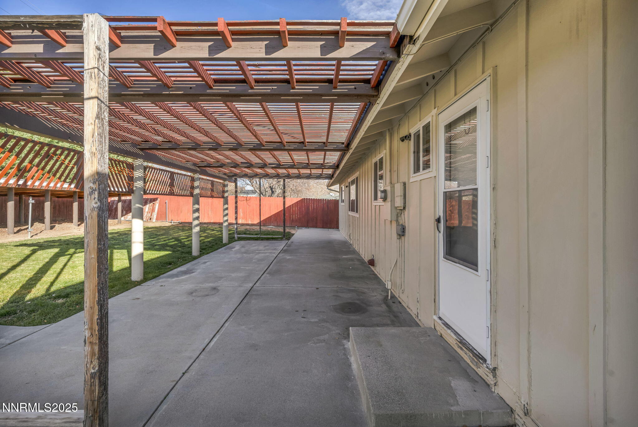 2404 Glenn Drive