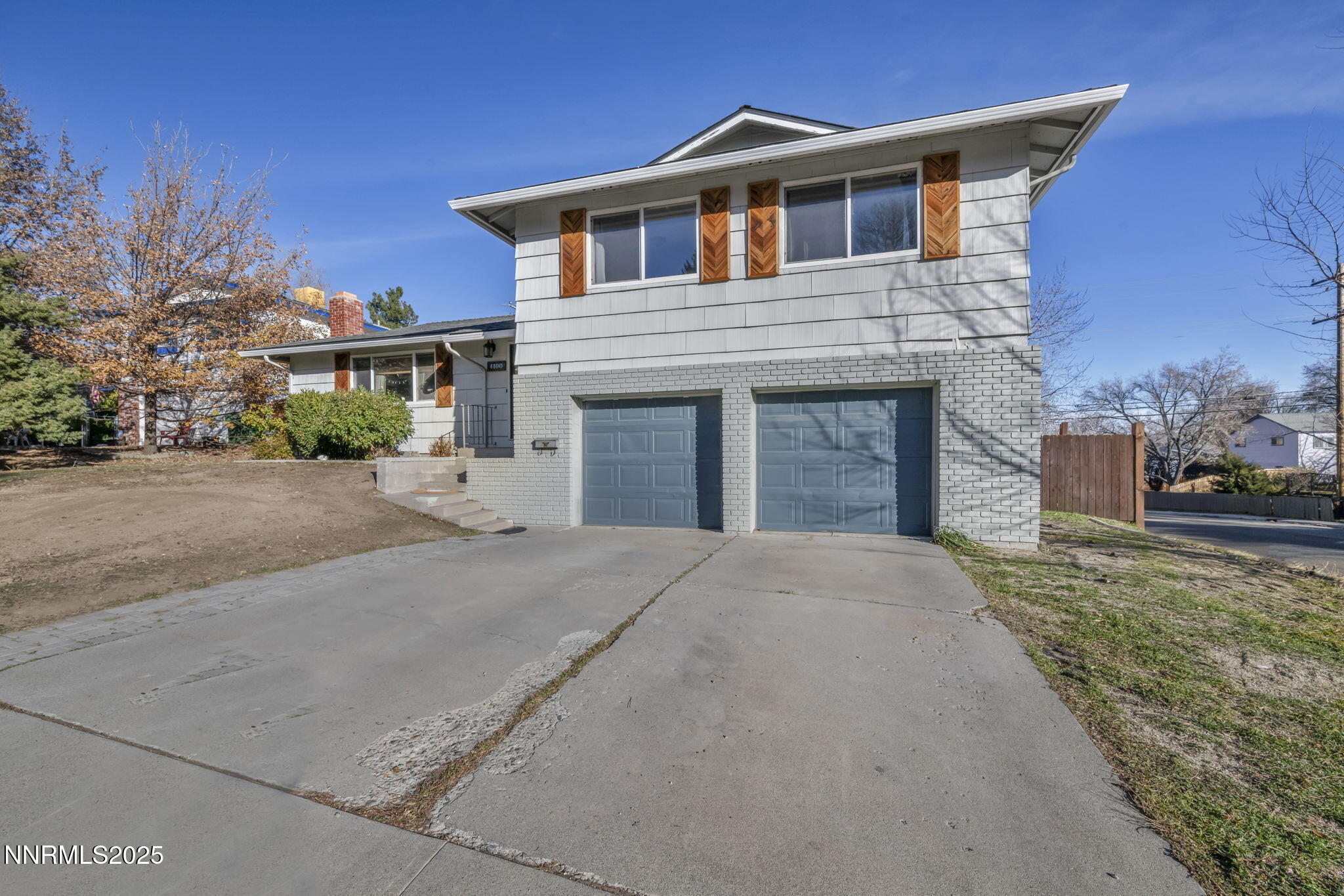 1100 Mission Circle