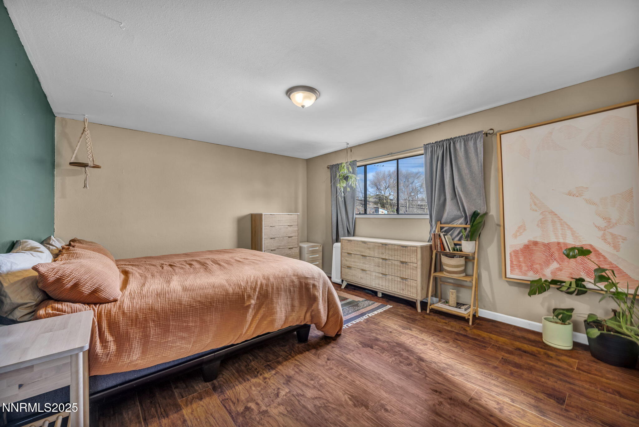 1100 Mission Circle
