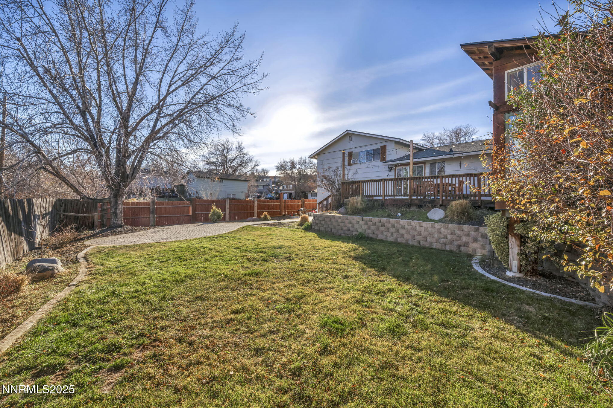 1100 Mission Circle