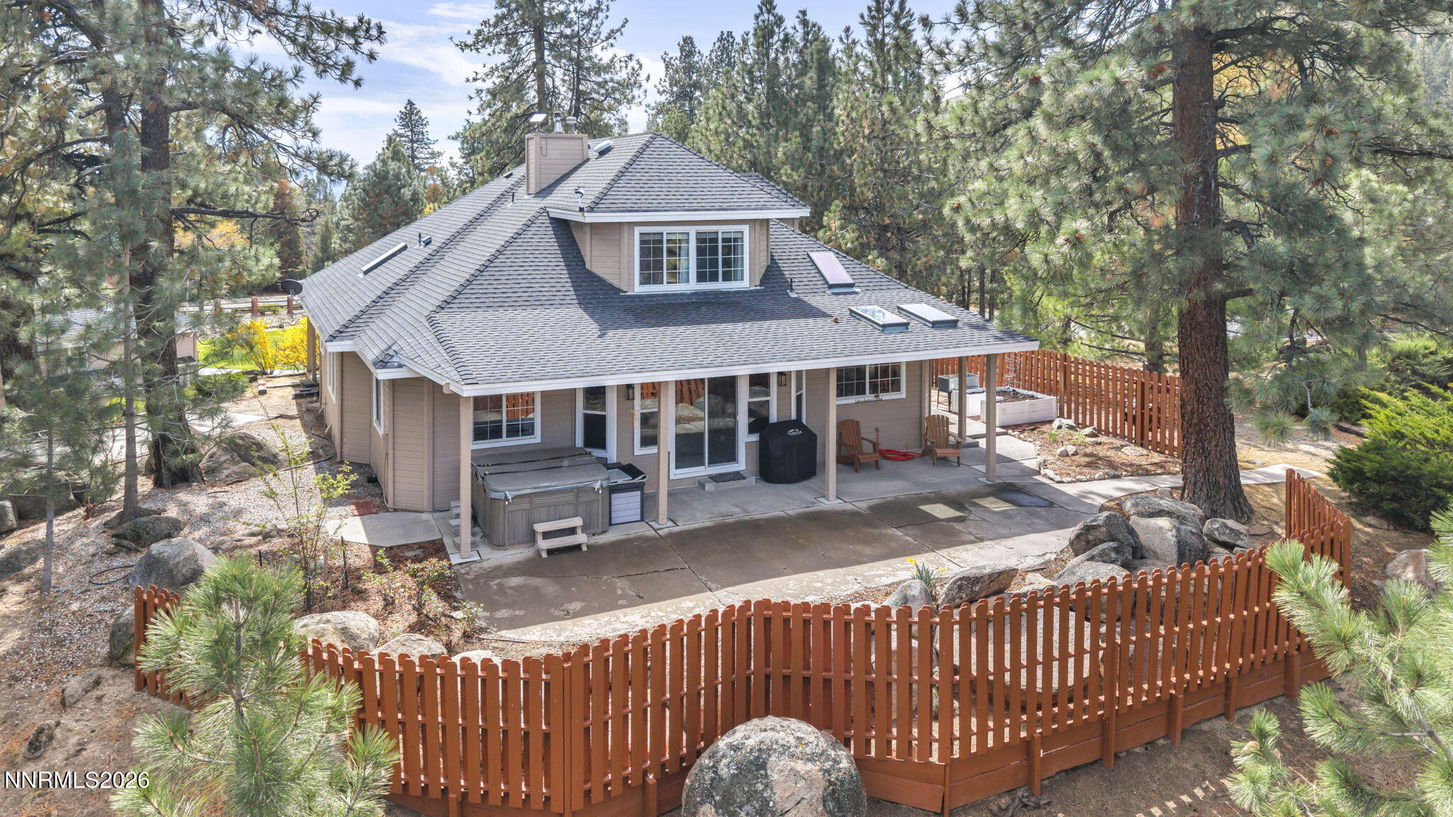 3704 Lakeview Road