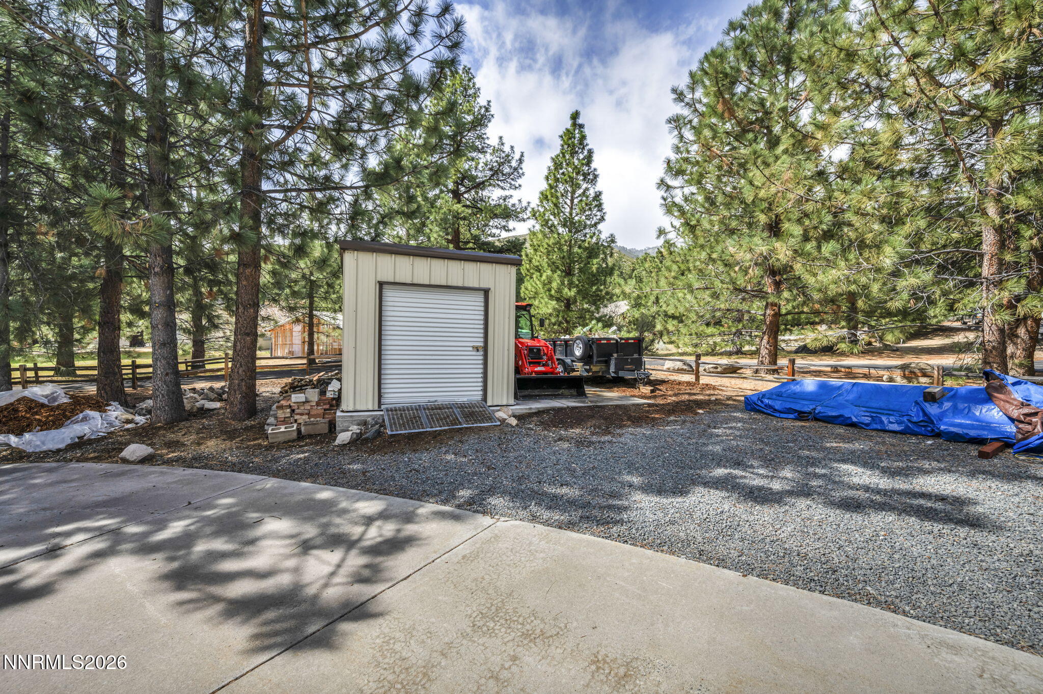3704 Lakeview Road