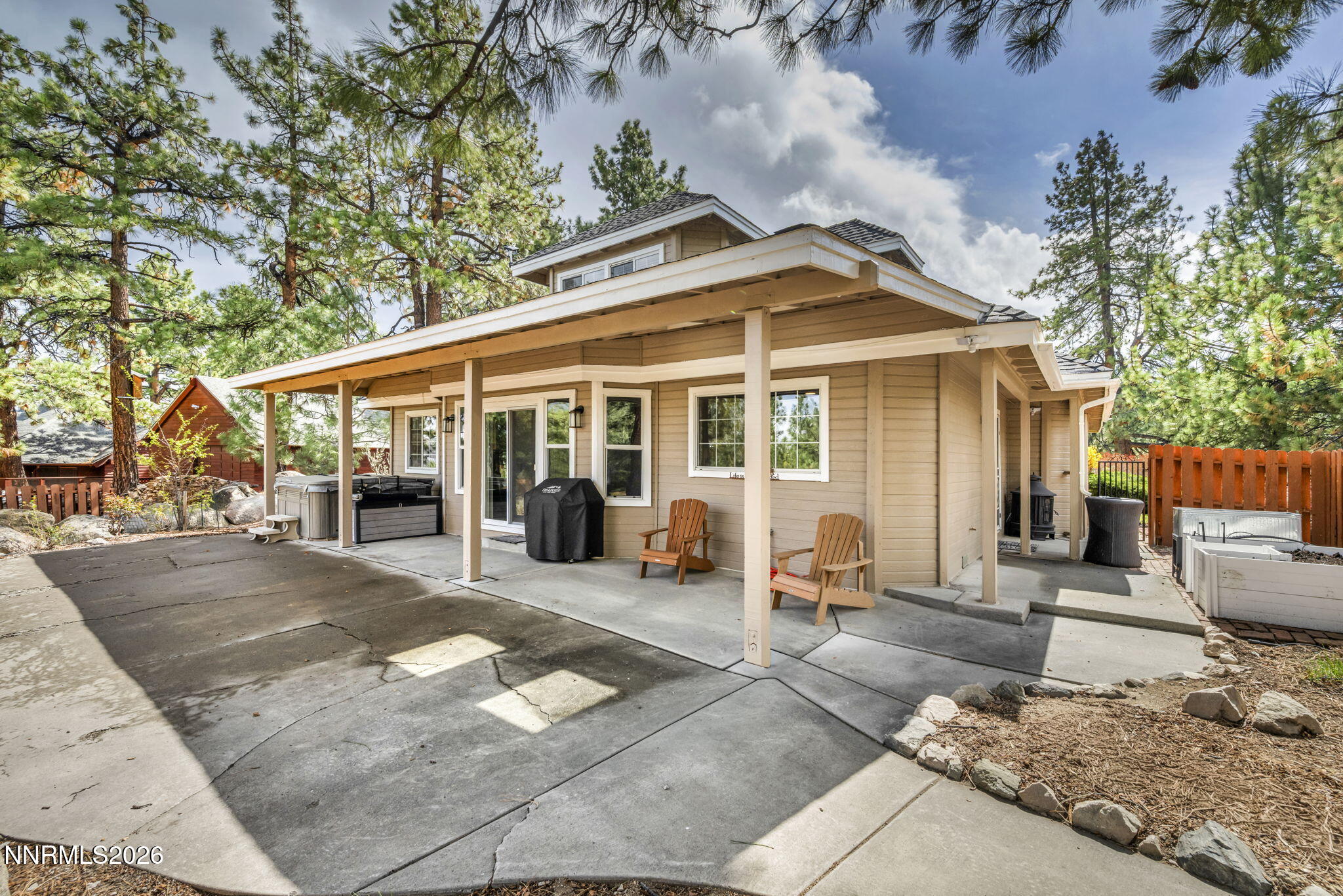 3704 Lakeview Road
