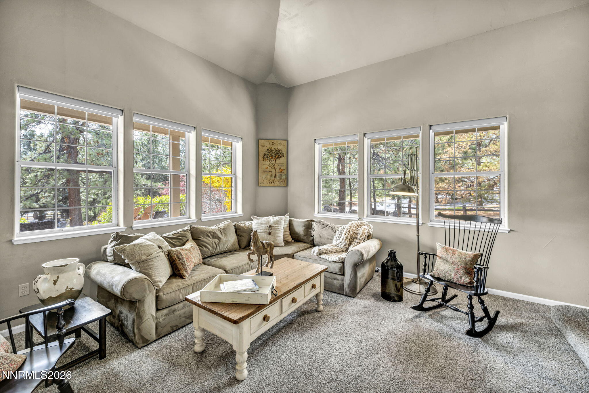 3704 Lakeview Road