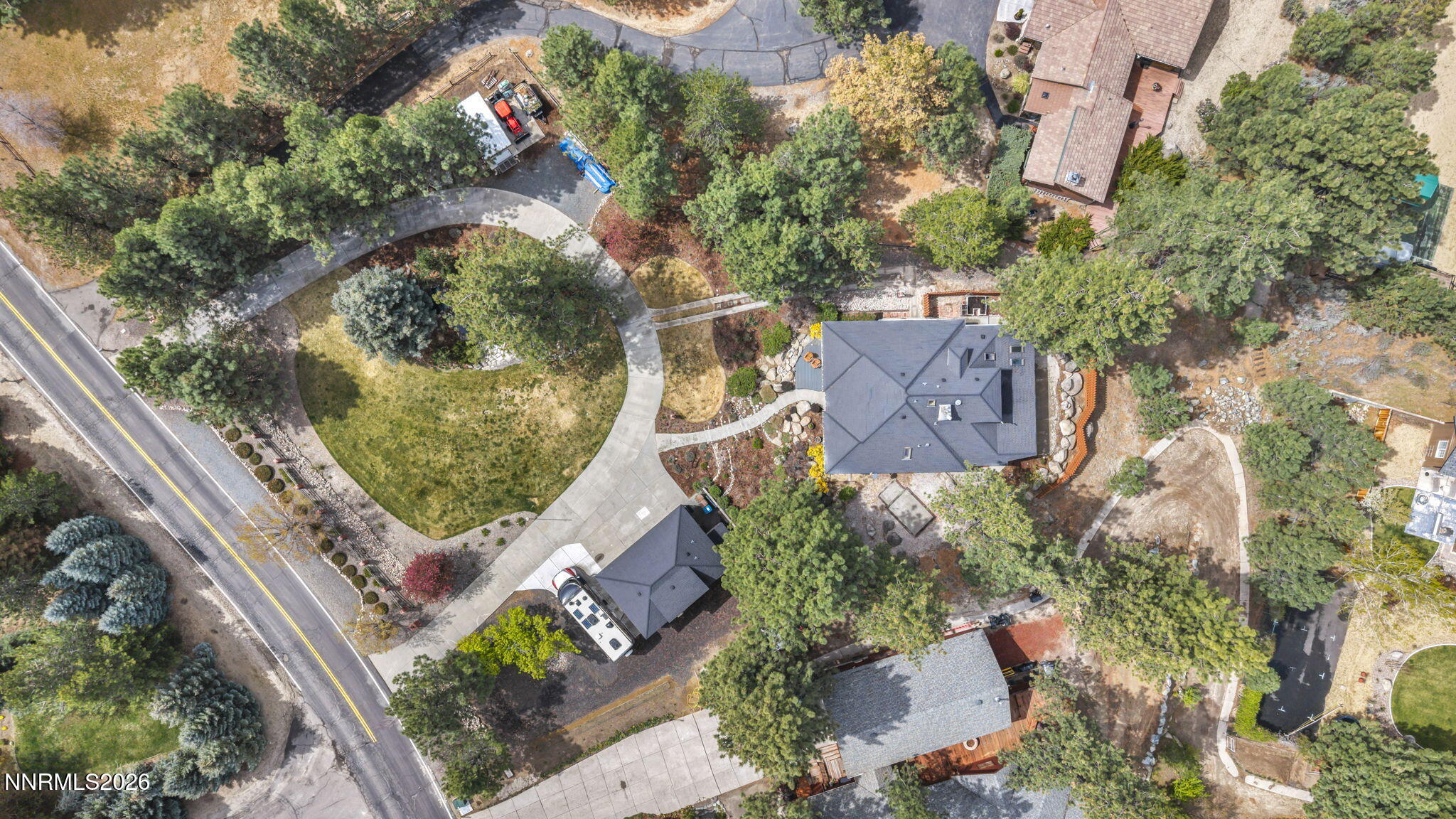 3704 Lakeview Road