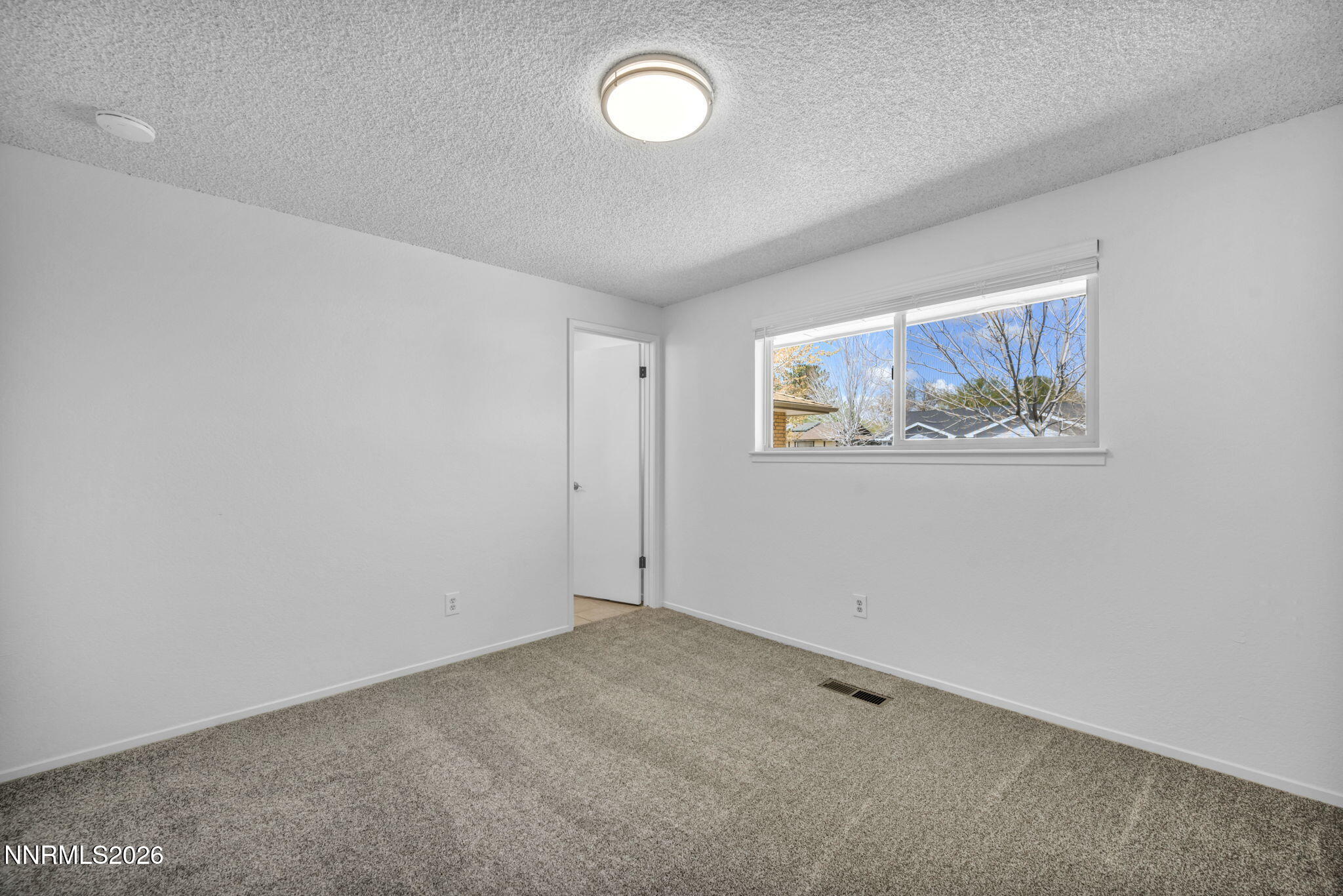 905 W Long Street