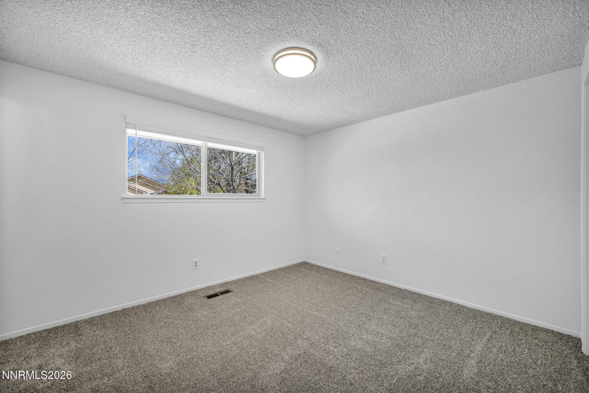 905 W Long Street