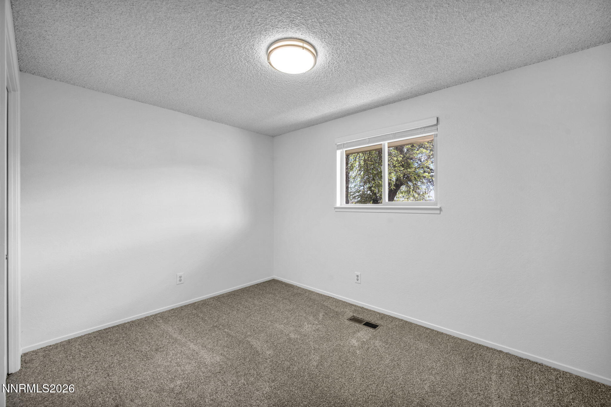905 W Long Street