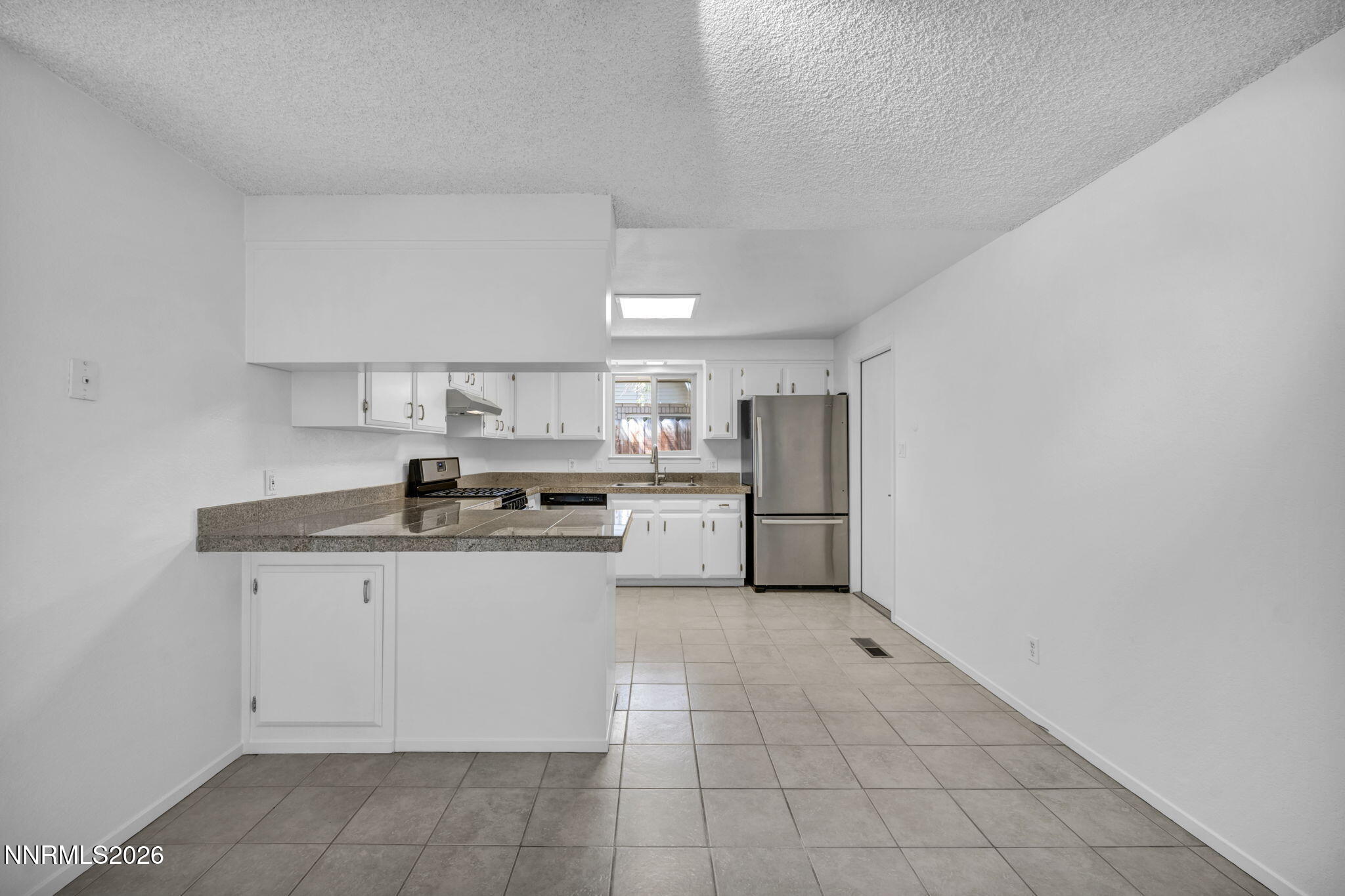 905 W Long Street