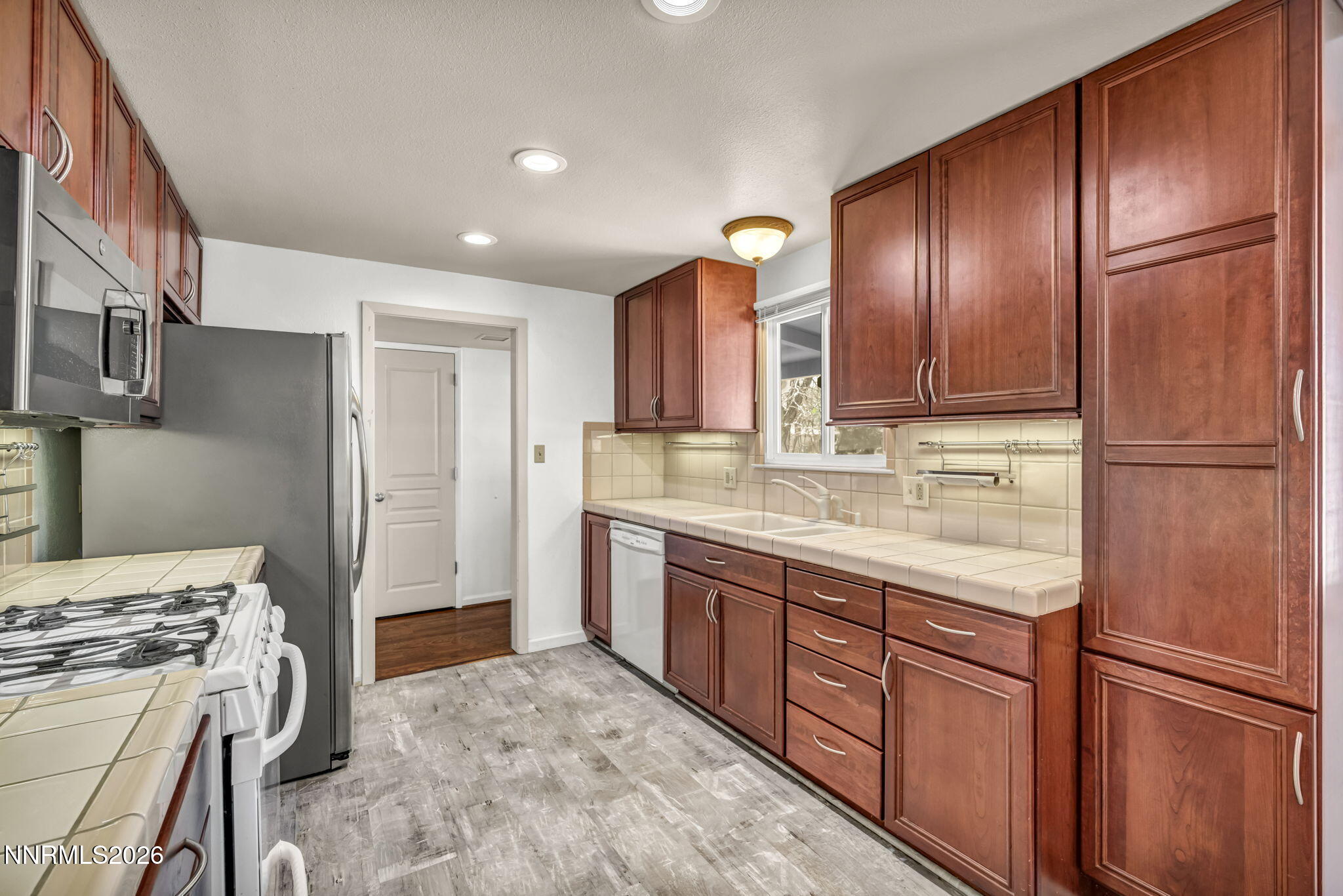 4399 Ponderosa Drive