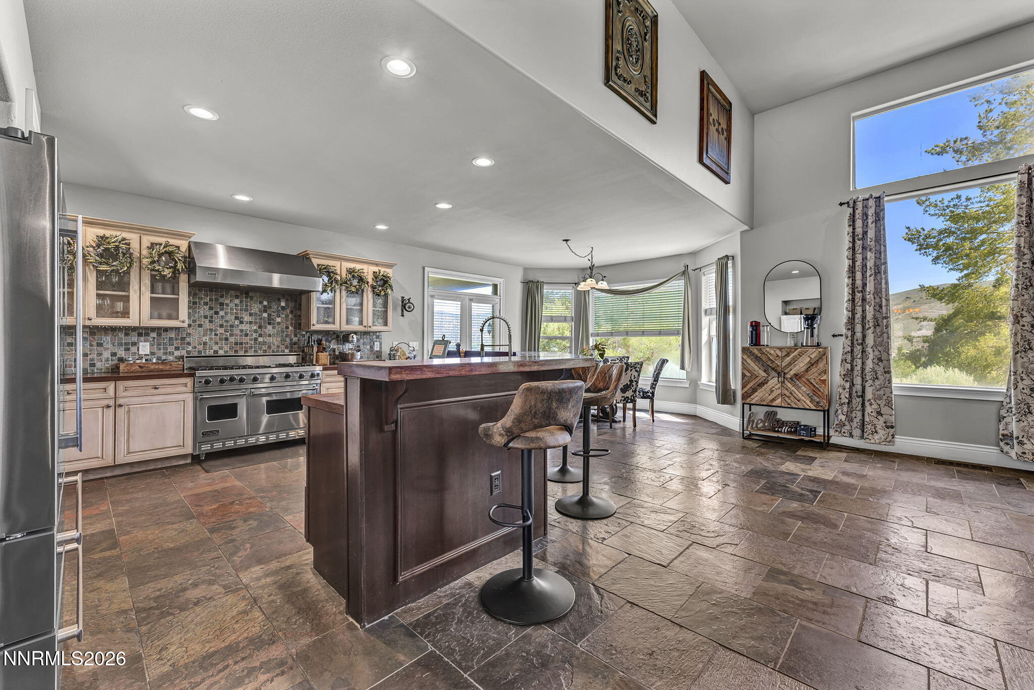 1175 Camballeria Drive