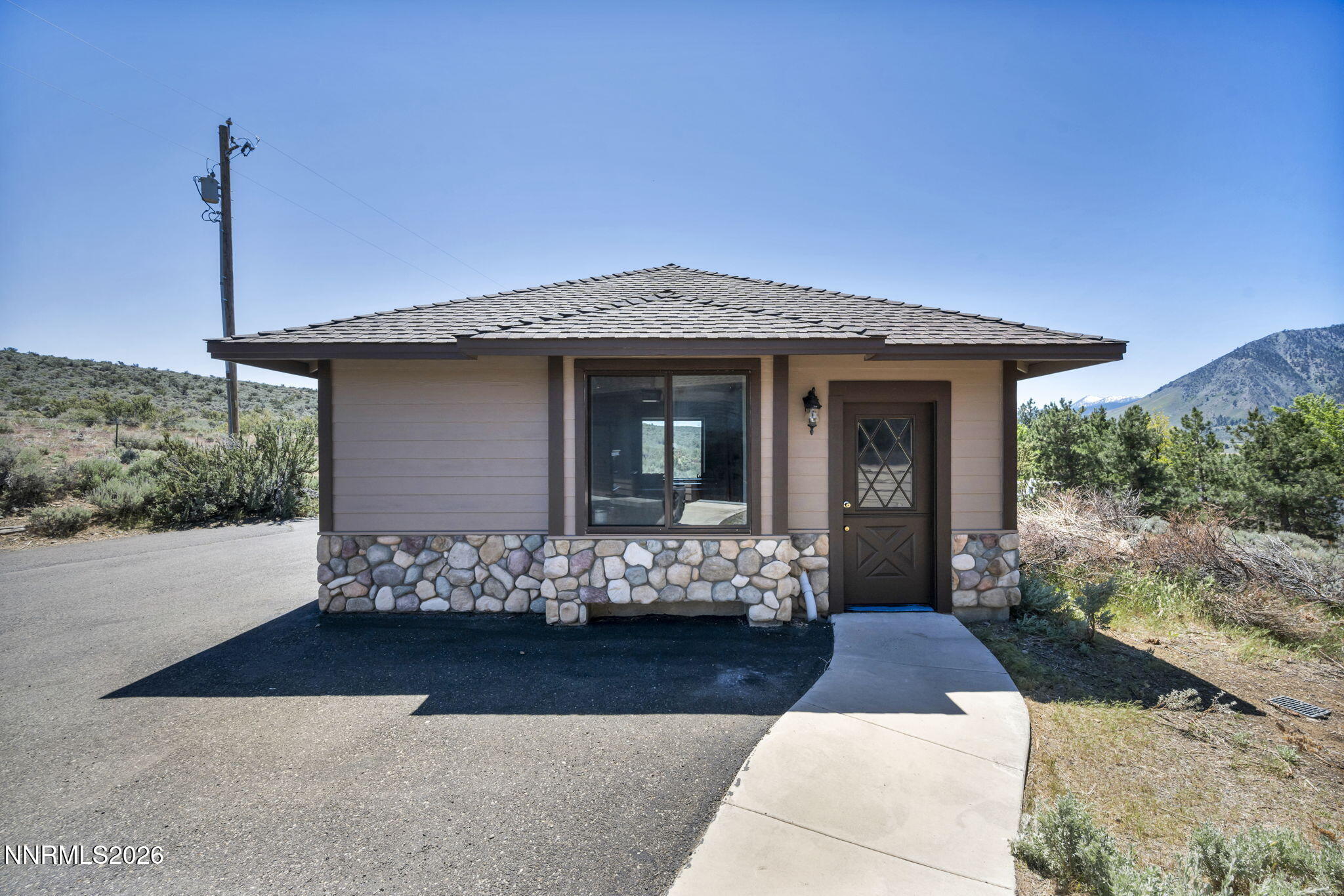 499 Alpine View Court