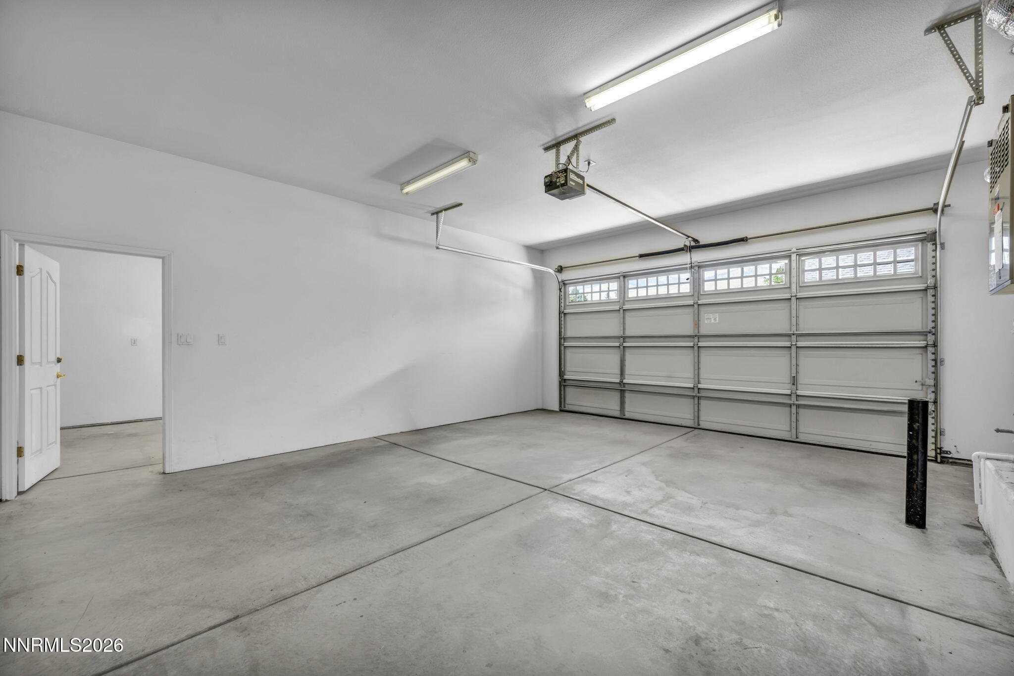 2042 Amberwood Drive