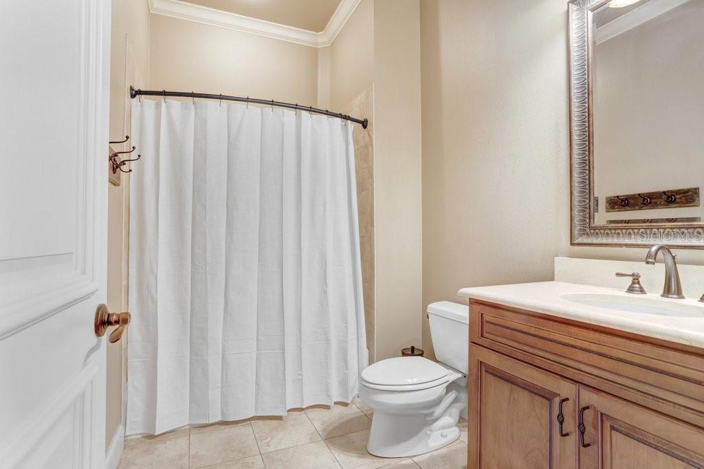 17111 JOURNEYS END DR