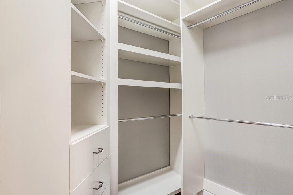 17111 JOURNEYS END DR