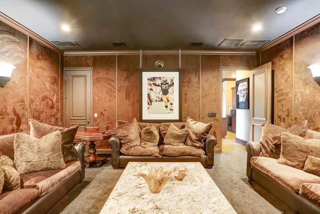 17111 JOURNEYS END DR