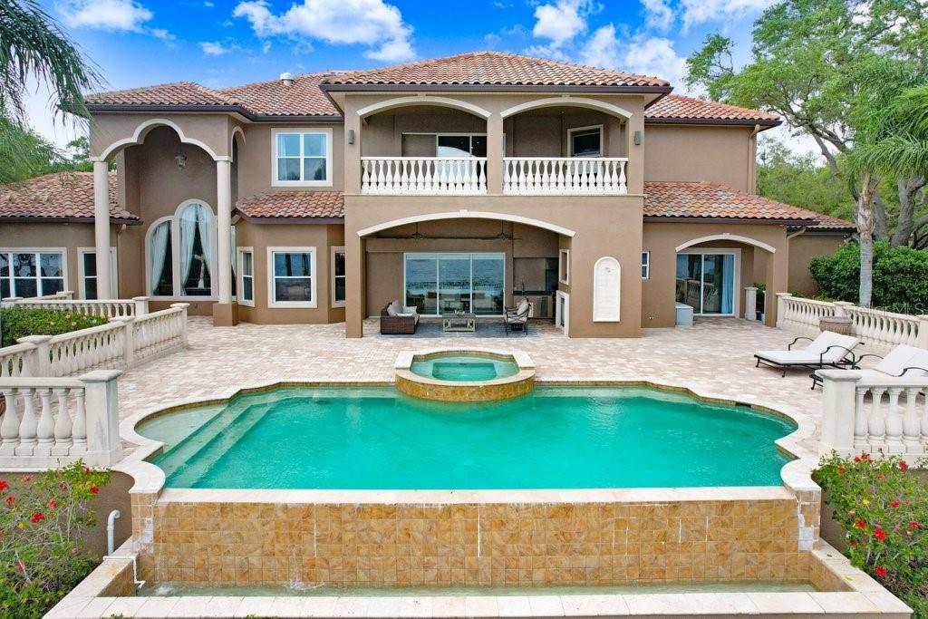 17111 JOURNEYS END DR