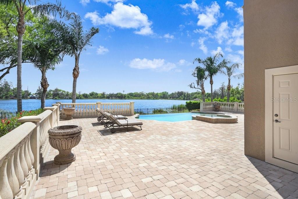 17111 JOURNEYS END DR