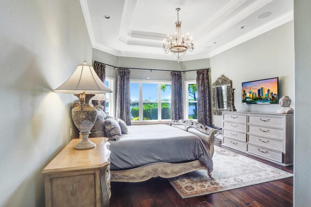 17111 JOURNEYS END DR